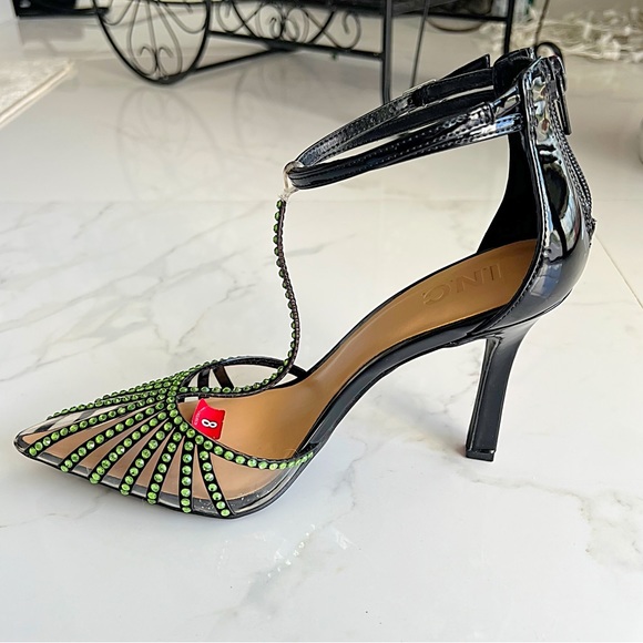 INC INTERNATIONAL CONCEPTS Sovena T-Strap Rhinestone Pumps Size 8 - Picture 10 of 16